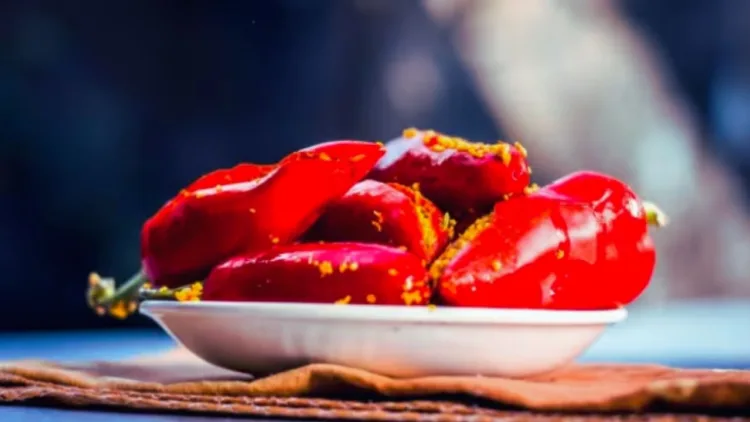 Red Chilli Pickle