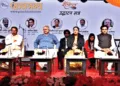 मंच पर (बाएं से) सुरुचि प्रकाशन के अध्यक्ष राजीव तुली, केंद्रीय राज्य मंत्री हर्ष मल्होत्रा, रा.स्व. संघ के अ. भा. प्रचार प्रमुख सुनील आंबेकर और दिल्‍ली की मुख्यमंत्री रेखा गुप्ता, कला एवं संस्‍कृति मंत्री कपिल मिश्रा, शब्दोत्सव के संयोजक हर्षवर्धन त्रिपाठी