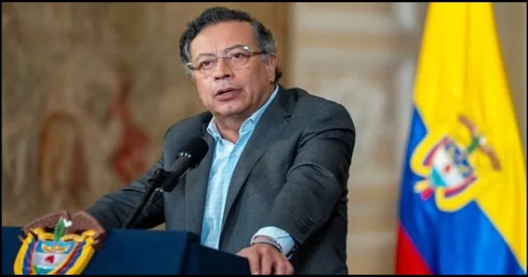 Colambian president Gustavo petro to pic gun against US