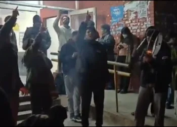 jnu anti modi shah slogan