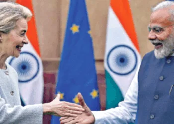 यूरोपीय आयोग की अध्यक्ष उर्सुला वॉन डेर लेयेन के साथ प्रधानमंत्री नरेंद्र मोदी (फाइल चित्र)