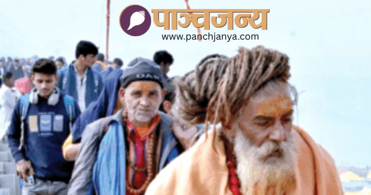 संगम तट पर साधु और श्रद्धालु