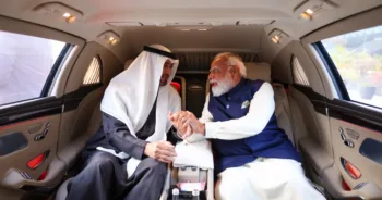 यूएई के राष्ट्रपति शेख मोहम्मद बिन जायद अल नाहयान और भारत के प्रधानमंत्री नरेंद्र मोदी
