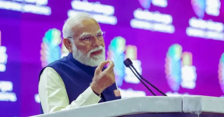AI समिट में बोलते प्रधानमंत्री नरेंद्र मोदी