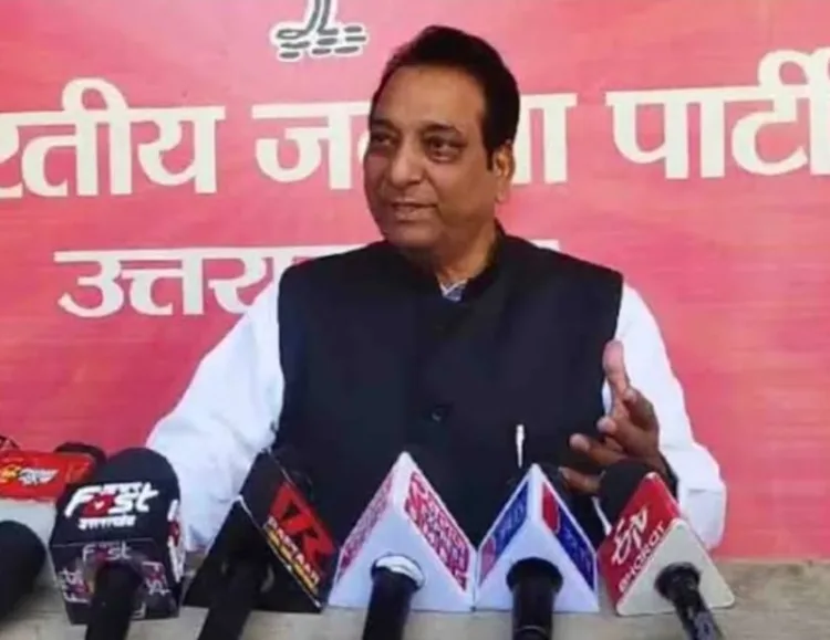 Chamoli meets CM