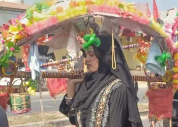 Muslim woman who performed Jalabhishek