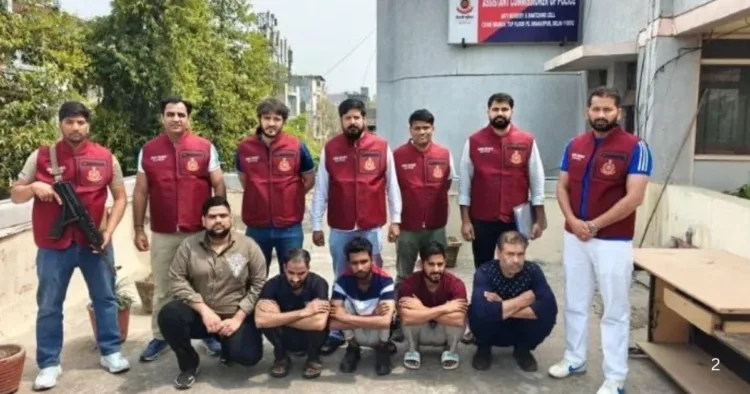 दिल्ली पुलिस की गिरफ्त में आरोपी