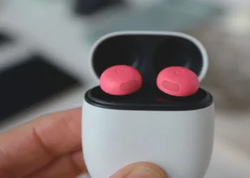 earbuds disadvantages