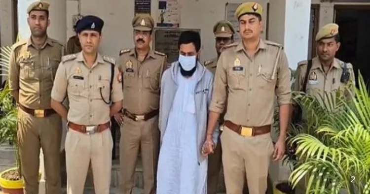 पुलिस ने मौलाना को गिरफ्तार किया
