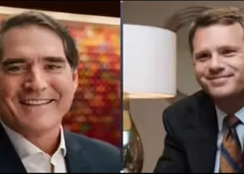 Two top US CEOs quit there job because of AI