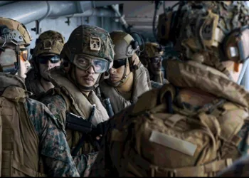 US Deployes marines in middle east