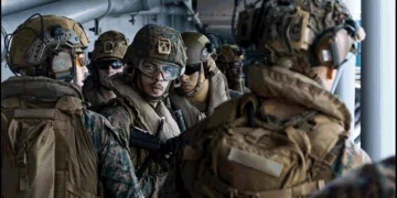 US Deployes marines in middle east