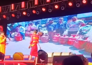 बदायूं मदरसे में देवी-देवताओं का अपमान