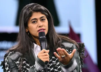 ईयू सांसद वामपंथी फ्रांसीसी नेता रीमा हसन