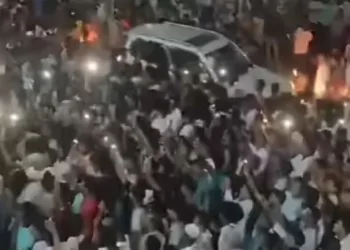 मालदा में न्यायिक अधिकारियों को उन्मादी भीड़ ने बनाया बंधक