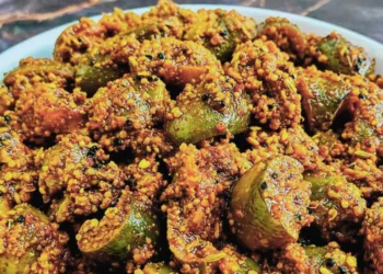 कच्चे आम का अचार बनाने की विधि