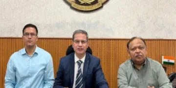 पत्रकारों को जानकारी देते पंजाब के डीजीपी गौरव यादव