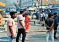 उन्मादी भीड़ द्वारा की गई आगजनी