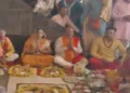 सूर्योदय के साथ गूंजे मंत्रोच्चार