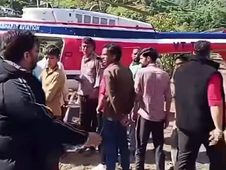 Chardham Yatra Helicopter Emergency Landing Tehri