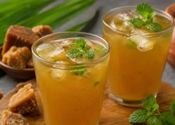 How to Make Gud Sharbat