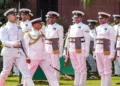 नए नौसेना प्रमुख एडमिरल कृष्णा स्वामीनाथन को गार्ड ऑफ ऑनर दिया गया।
