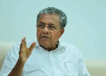 मनी लॉन्ड्रिंग केस में ED ने केरल के पूर्व मुख्यमंत्री पिनाराई विजयन के घर पर छापा मारा