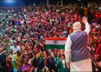 PM Modi neitherlands appeals to NRI indians