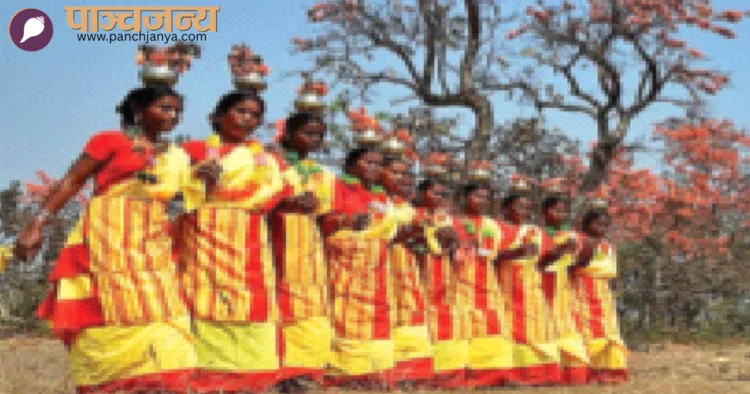 प्रकृति की पूजा करता जनजाति समाज