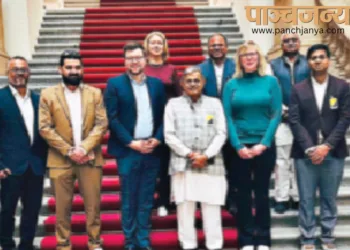 जर्मनी की राजधानी बर्लिन स्थित हम्बोल्ट फोरम में रा.स्व. संघ के सरकार्यवाह दत्तात्रेय होसबाले जी और अन्य गणमान्य जन।