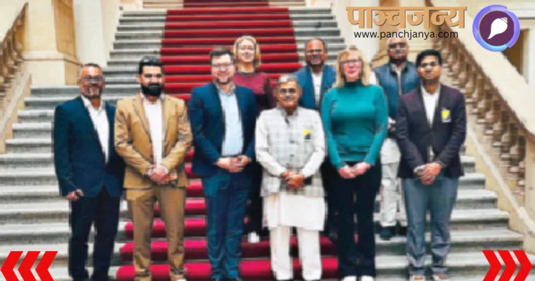 जर्मनी की राजधानी बर्लिन स्थित हम्बोल्ट फोरम में रा.स्व. संघ के सरकार्यवाह दत्तात्रेय होसबाले जी और अन्य गणमान्य जन।