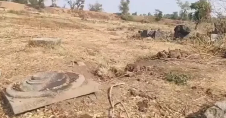 शिव मंदिर को गिराया गया