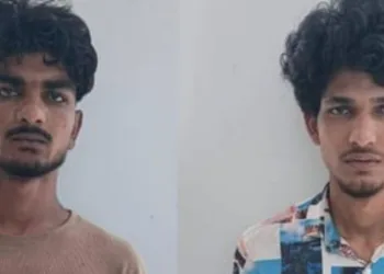 यूपी एटीएस ने आतंकी साजिश रचने के आरोप में दो युवकों को गिरफ्तार किया।