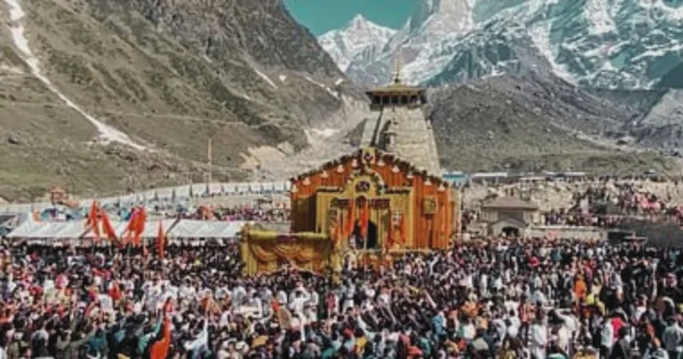 चार धाम में आस्था का सैलाब