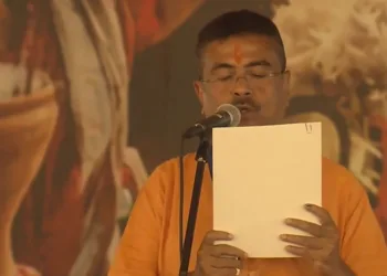 बंगाल में बीजेपी के पहले सीएम बने शुभेंदु अधिकारी
