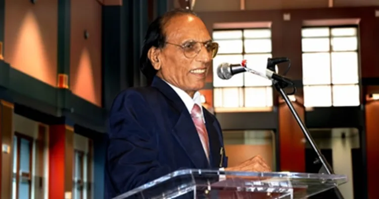 बशीर बद्र (फाइल फोटो)