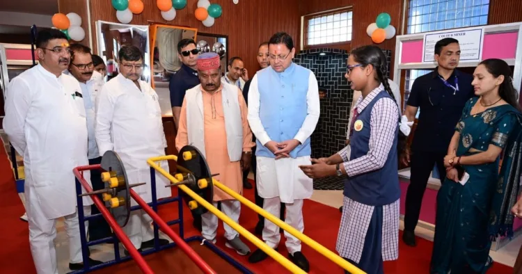 मुख्यमंत्री पुष्कर सिंह धामी ने पौड़ी गढ़वाल में आंबेडकर आधुनिक विज्ञान संग्रहालय का लोकार्पण किया