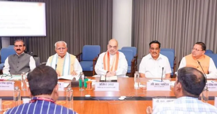 किशाऊ बांध परियोजना के संबंध में महत्वपूर्ण बैठक करते गृहमंत्री अमित शाह