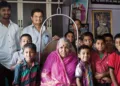 बच्चों के साथ सिंधु ताई (फाइल फोटो)