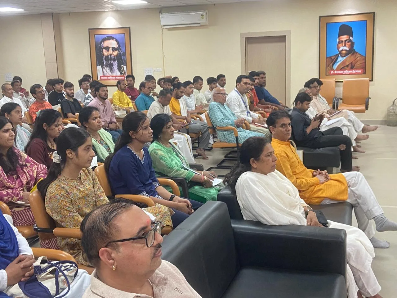 VHP Sanskrit Shikshak Prashikshan Varg Gurugram Ashok Singhal Vedic Sansthan
