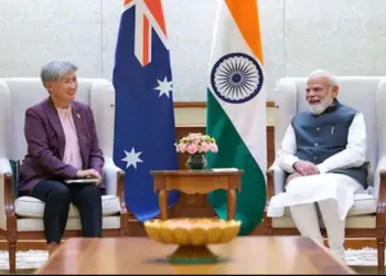 पीएम नरेंद्र मोदी (दाएं से) औऱ ऑस्ट्रेलिया की विदेश मंत्री पेनी वोंग