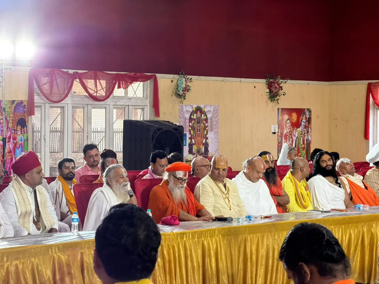 Ayodhya Sant Mandal Meeting Maniram Das Chhawani Ram Mandir Champat Rai VHP Panchjanya