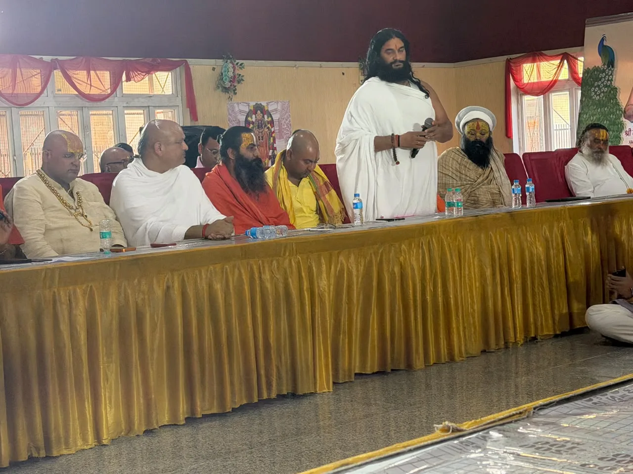 Ayodhya Sant Mandal Meeting Maniram Das Chhawani Ram Mandir Champat Rai VHP Panchjanya