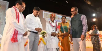 Central University of Jharkhand CUJ Ranchi Vanvasi Kalyan Kendra Medhavi Chhatra Abhinandan Samaroh Satyendra Singh ISRO Panchjanya