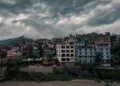 हिमाचल में नदियों में बाढ़ जैसे हालात