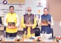 कार्यक्रम में पुस्तक का लोकार्पण करते (बाएं से) प्रो. सुधीर लाल, श्री वैभव डांगे, डॉ. सच्चिदानंद जोशी, डॉ. विजय चौथाईवाले और श्री विवेक गाडगे