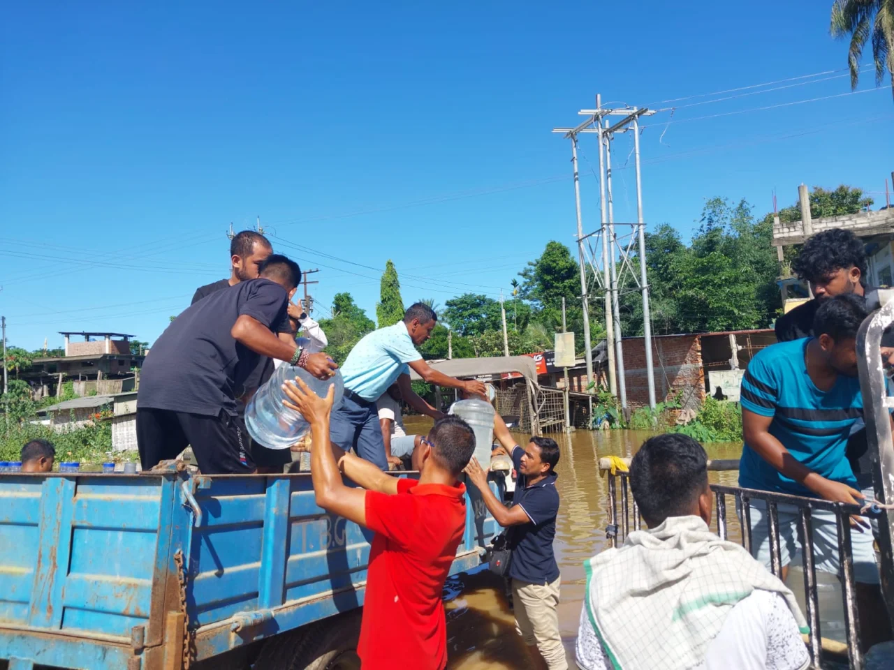 Assam Flood 2026 RSS Volunteers Relief Work Sivasagar Betbari Amguri Food Water Distribution Panchjanya