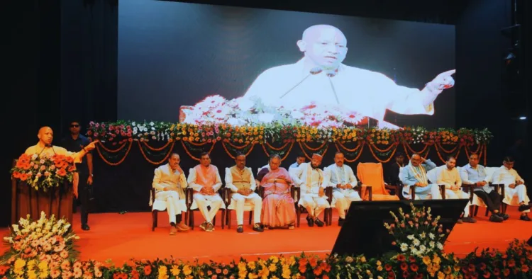 मुख्यमंत्री, योगी आदित्यनाथ