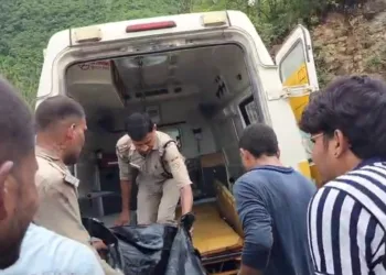 Devprayag Kunddhar Bolero Vehicle Accident SDRF Rescue Operation Uttarakhand Panchjanya