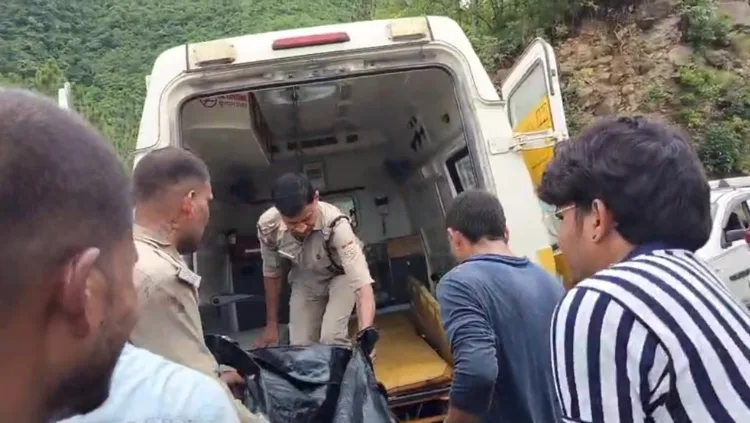 Devprayag Kunddhar Bolero Vehicle Accident SDRF Rescue Operation Uttarakhand Panchjanya